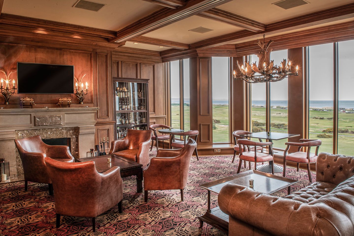 Old Course Hotel - Road Hole Bar