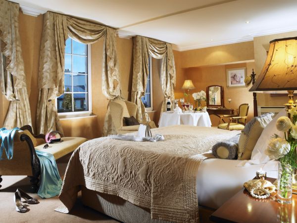 Killarney Royal - bedroom 