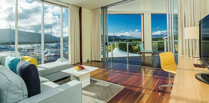 Shangri La - room
