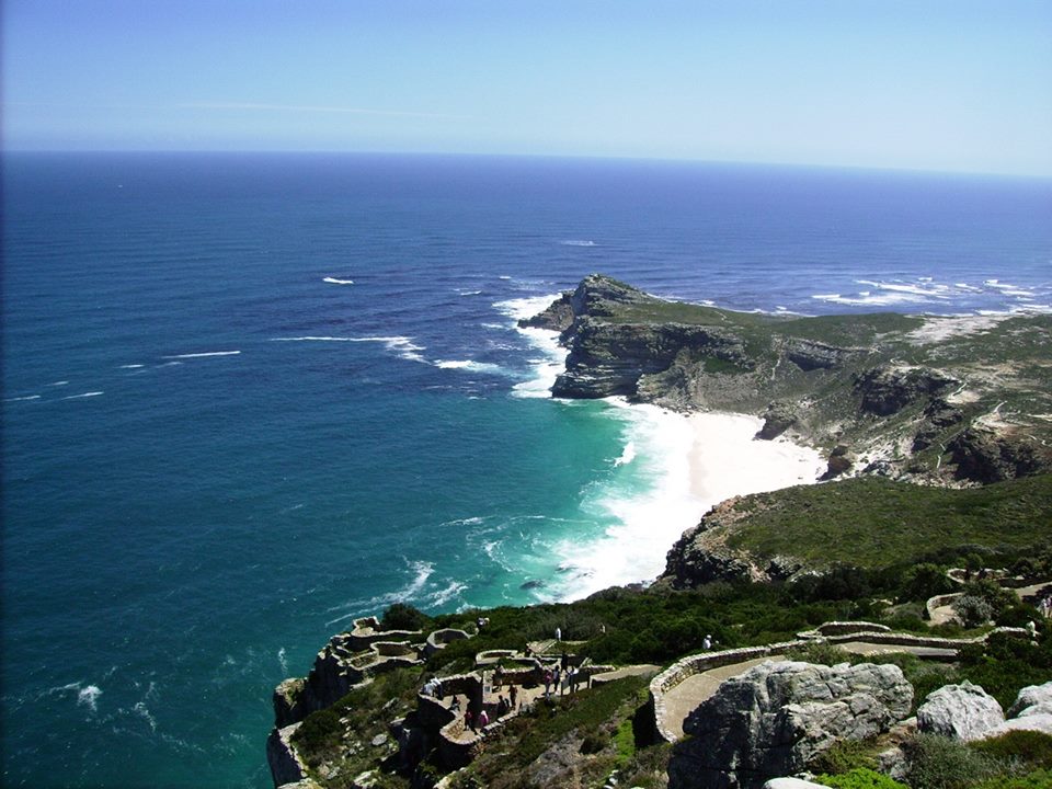 <h2>The Best of South Africa Escorted 2015</h2>13 Nights, 3 on Safari at Shamwari Game Reserve | 5 Rounds | November 1 – 15