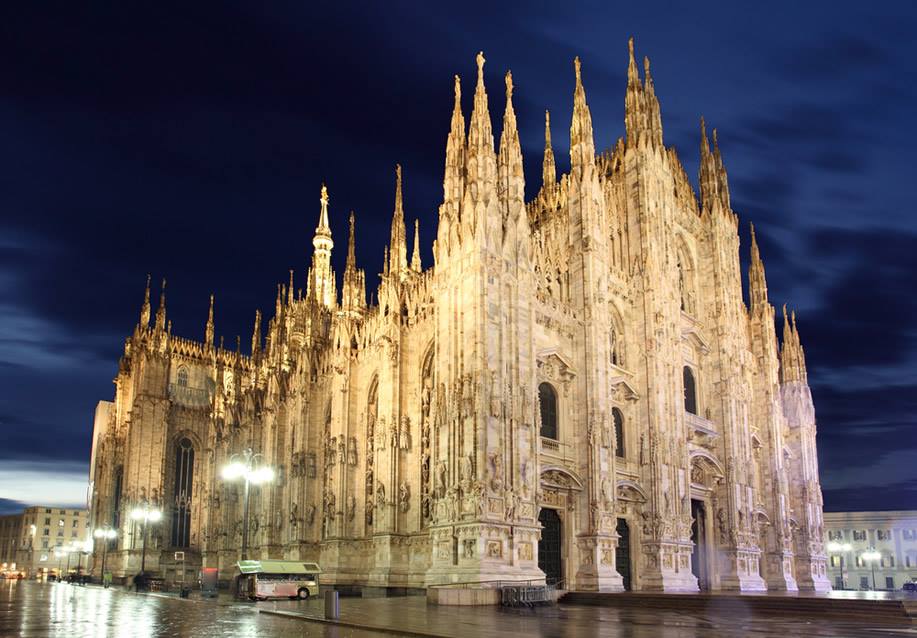 <h2>Rome, Florence & Lake Como Escorted 2016</h2>12 Nights including Rome, Florence & Lake Como | 5 Rounds | August 27 – September 8