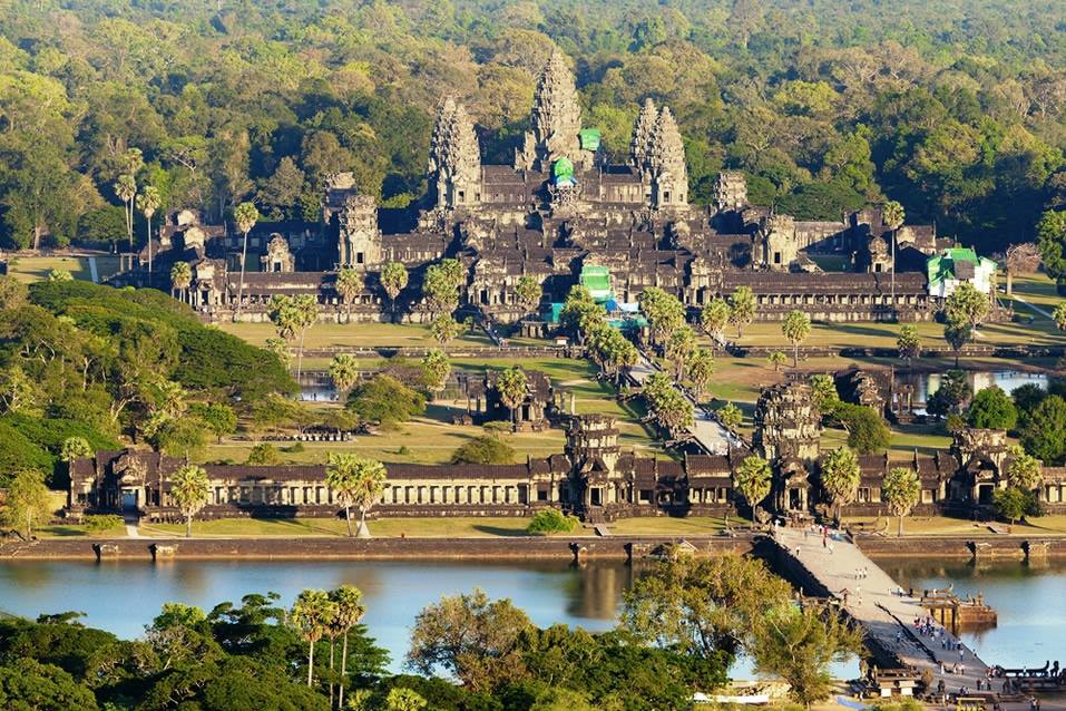 <h2>Thailand, Cambodia & Vietnam Escorted 2017</h2>14 Nights from Thailand to Cambodia & Vietnam | 8 Rounds | January 31 - February 14
