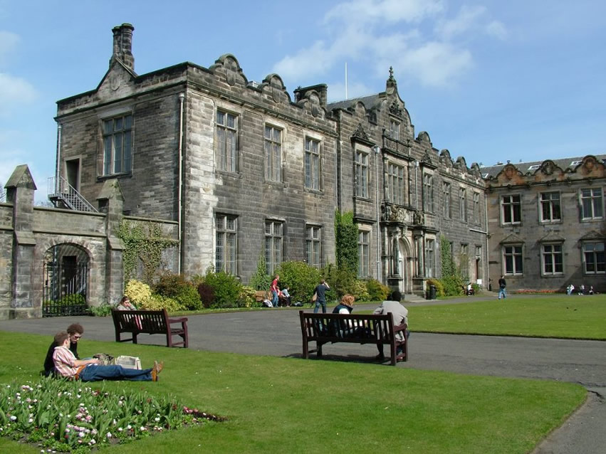 <h2>The Best of Scotland Escorted 2019</h2>9 Nights in St Andrews, Gleneagles & Turnberry | 6 Rounds | June 24 – July 3